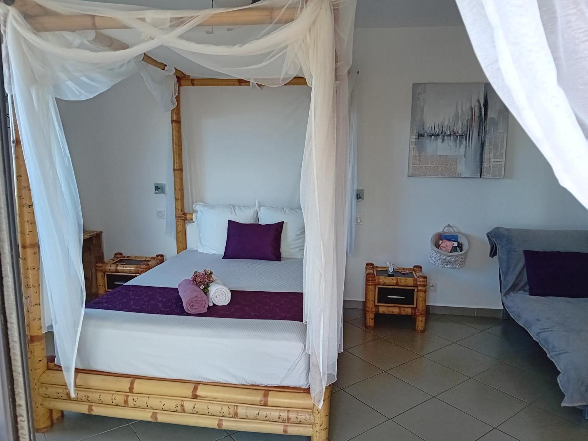 Villa Belza Et Spa (Adults Only) แซ็ง-ปีแยร์ ภายนอก รูปภาพ