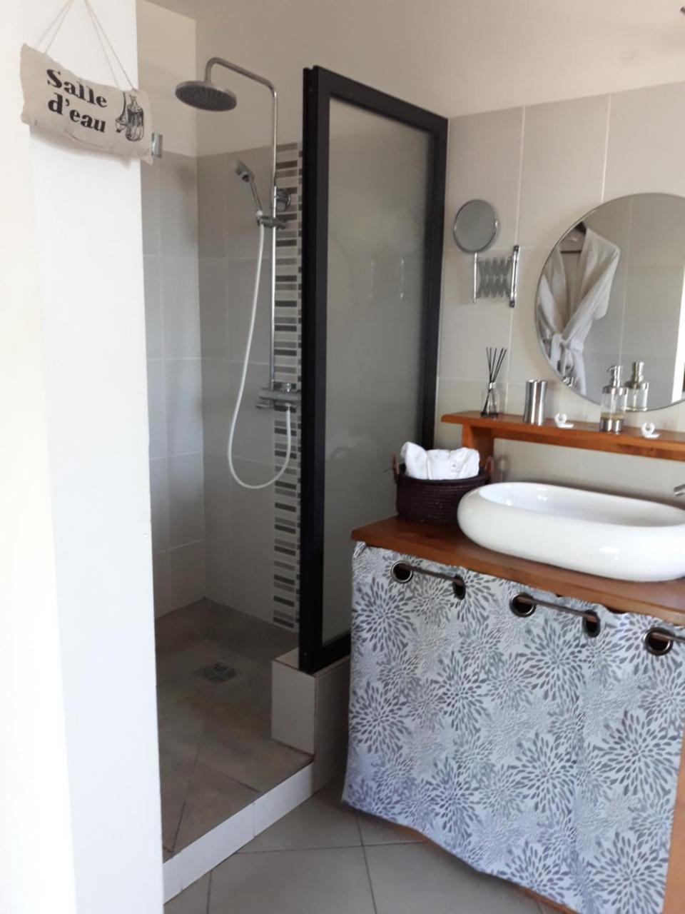 Villa Belza Et Spa (Adults Only) แซ็ง-ปีแยร์ ภายนอก รูปภาพ